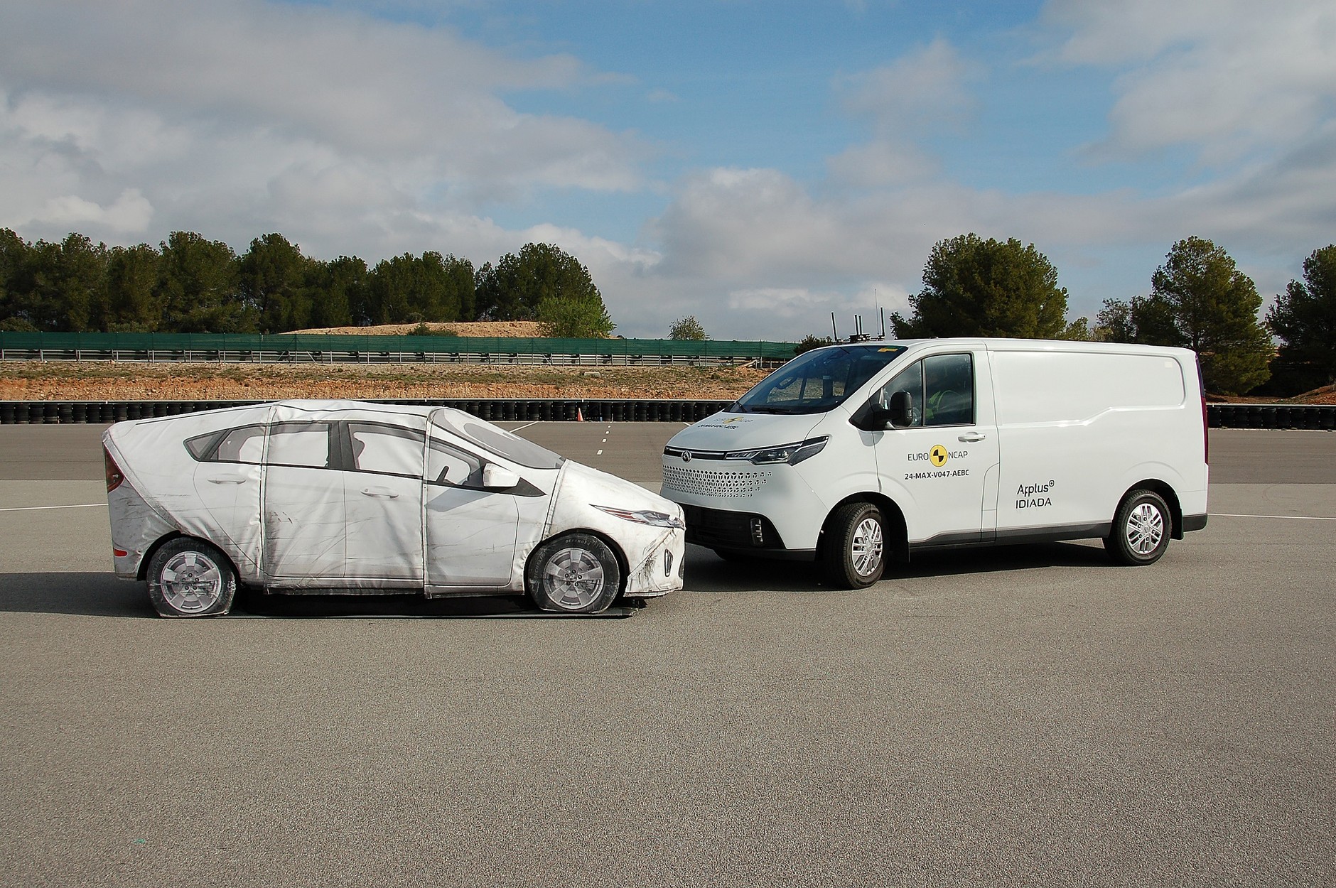 Badacze Euro NCAP zachwycili się dostawczakami