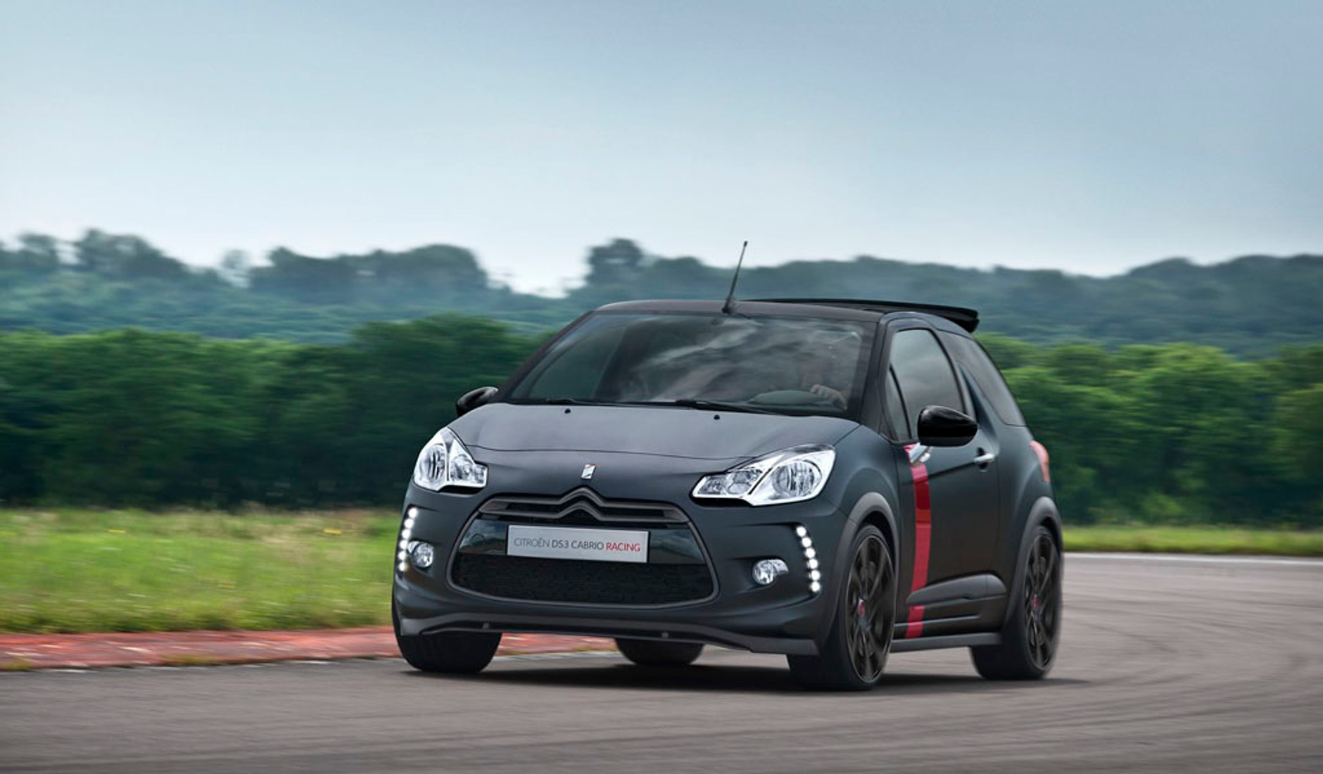 Citroen DS3 Cabrio Racing: potęga sportu