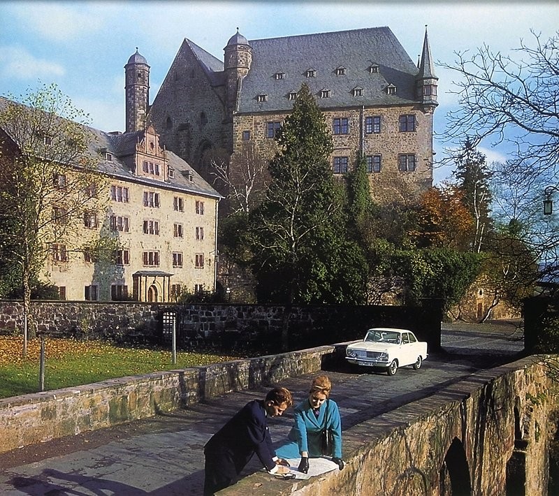 Opel i piękno jesieni (duża fotogaleria)
