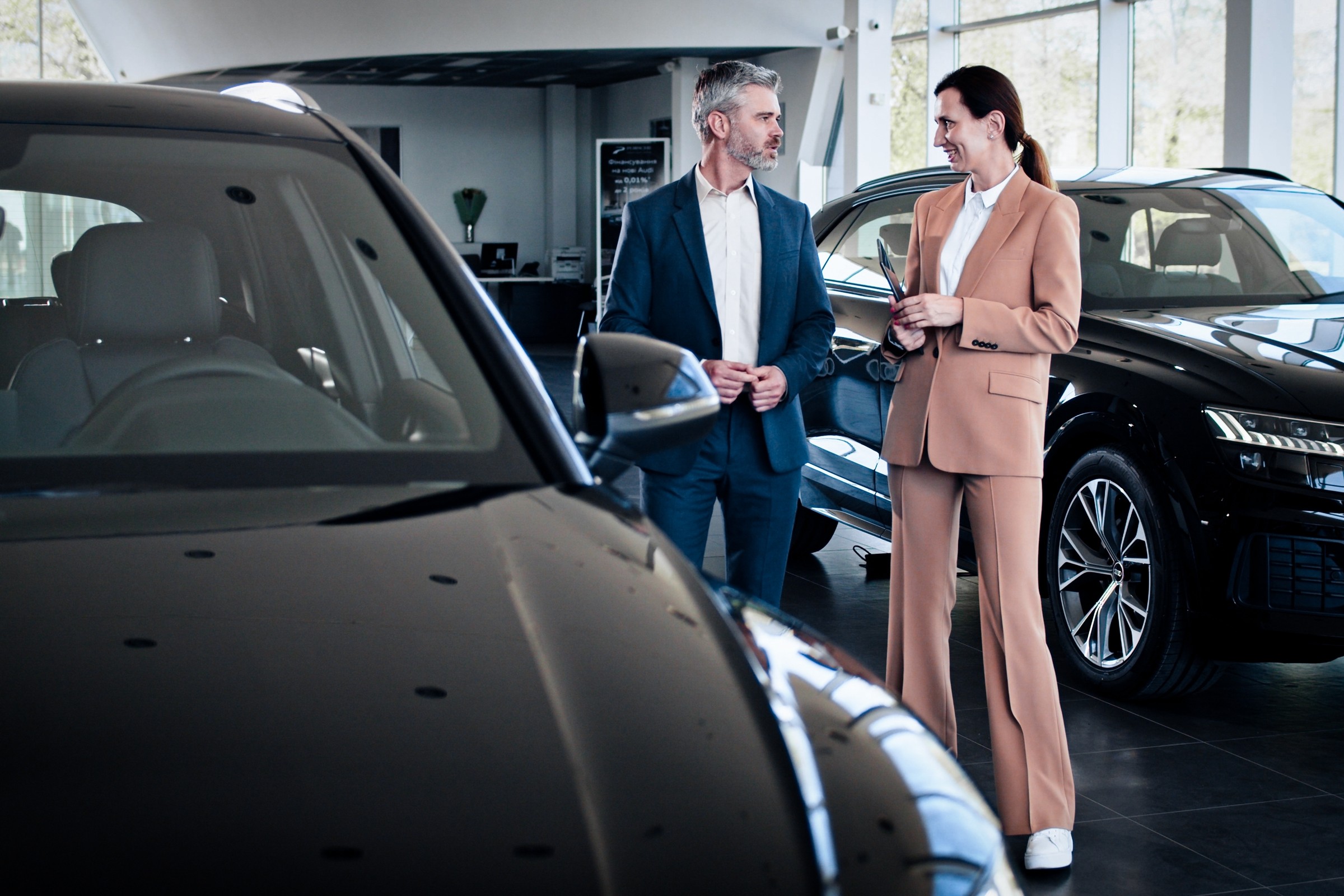 Samochody benzynowe są w odwrocie, diesle też. Inny rodzaj napędu rządzi w Europie