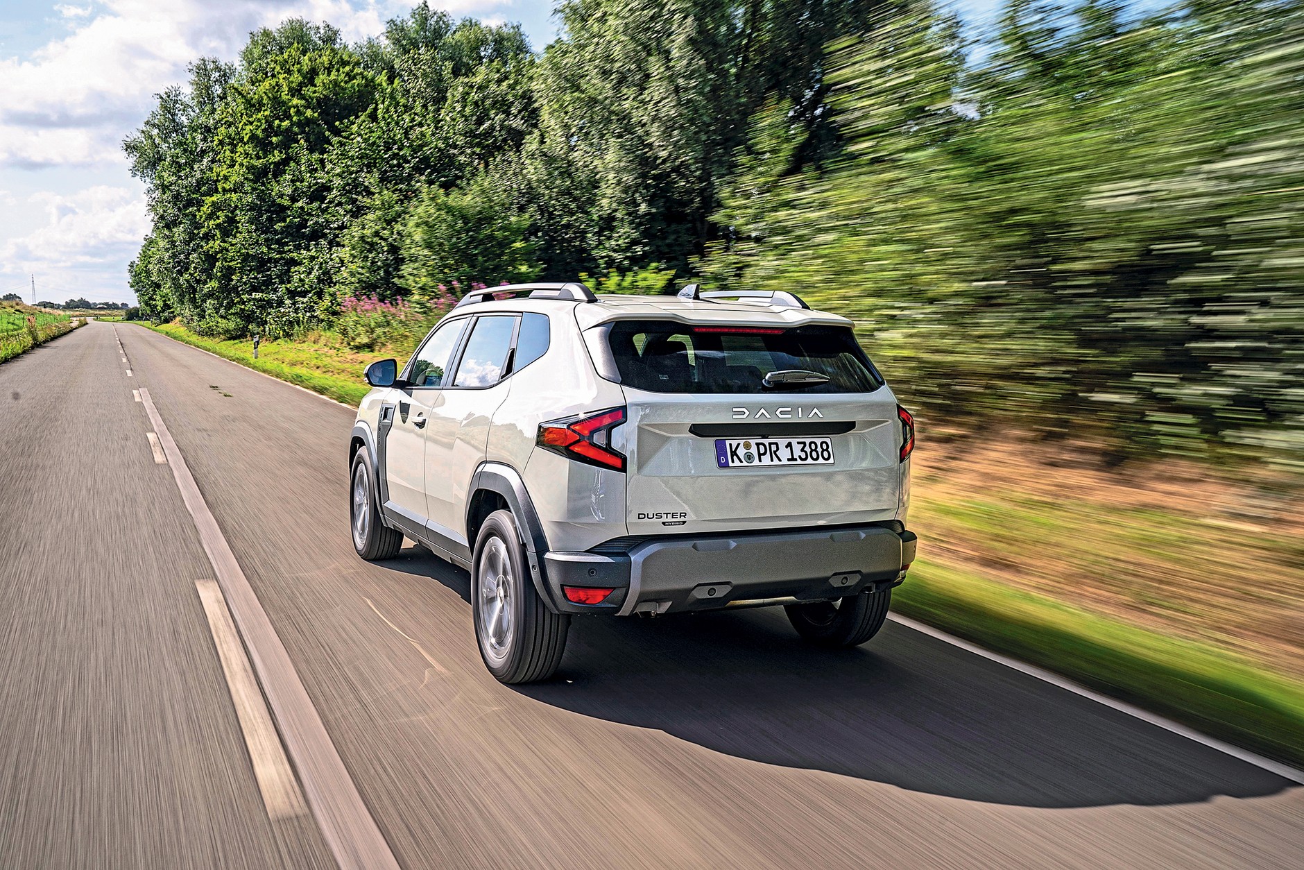 Pojedynek niedrogich SUVów: Dacia i MG 