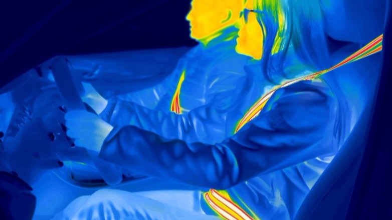 ZF Heatbelt — podgrzewany pas bezpieczeństwa