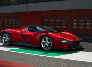 Ferrari Daytona SP3 - nowa ikona w gamie włoskiego producenta