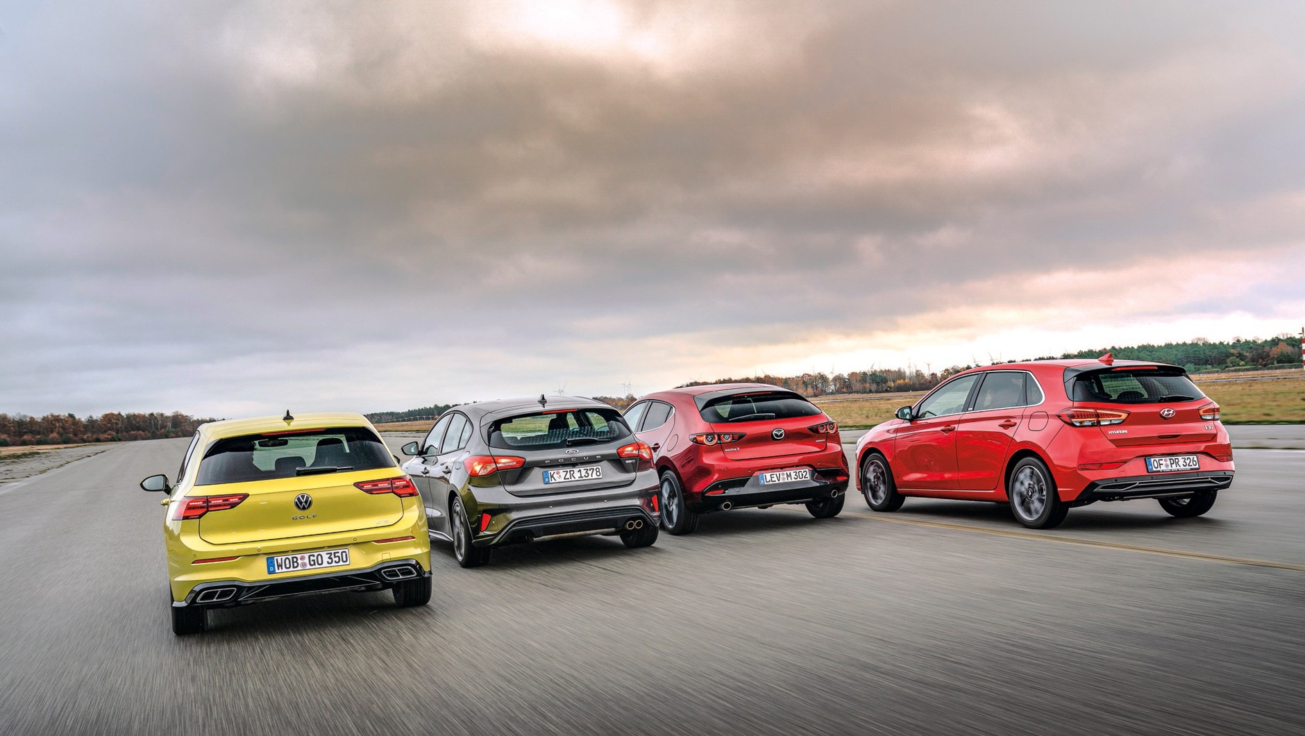 Porównanie kompaktów: Ford Focus 1.0 EcoBoost Hybrid, Mazda 3 Skyactiv-G, Hyundai i30 1.5 T-GDI iMT, VW Golf 1.5 eTSI