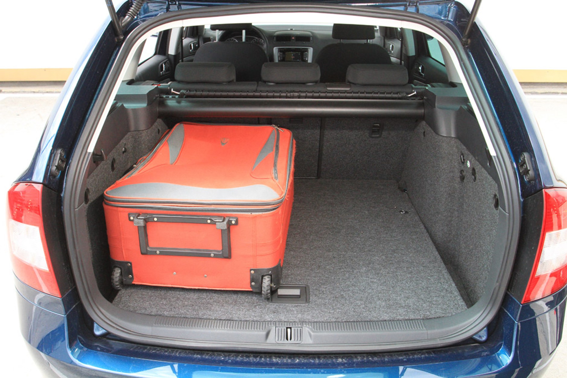 Chevrolet Cruze kombi kontra Ford Focus i Skoda Octavia: które kompaktowe kombi jest najlepsze