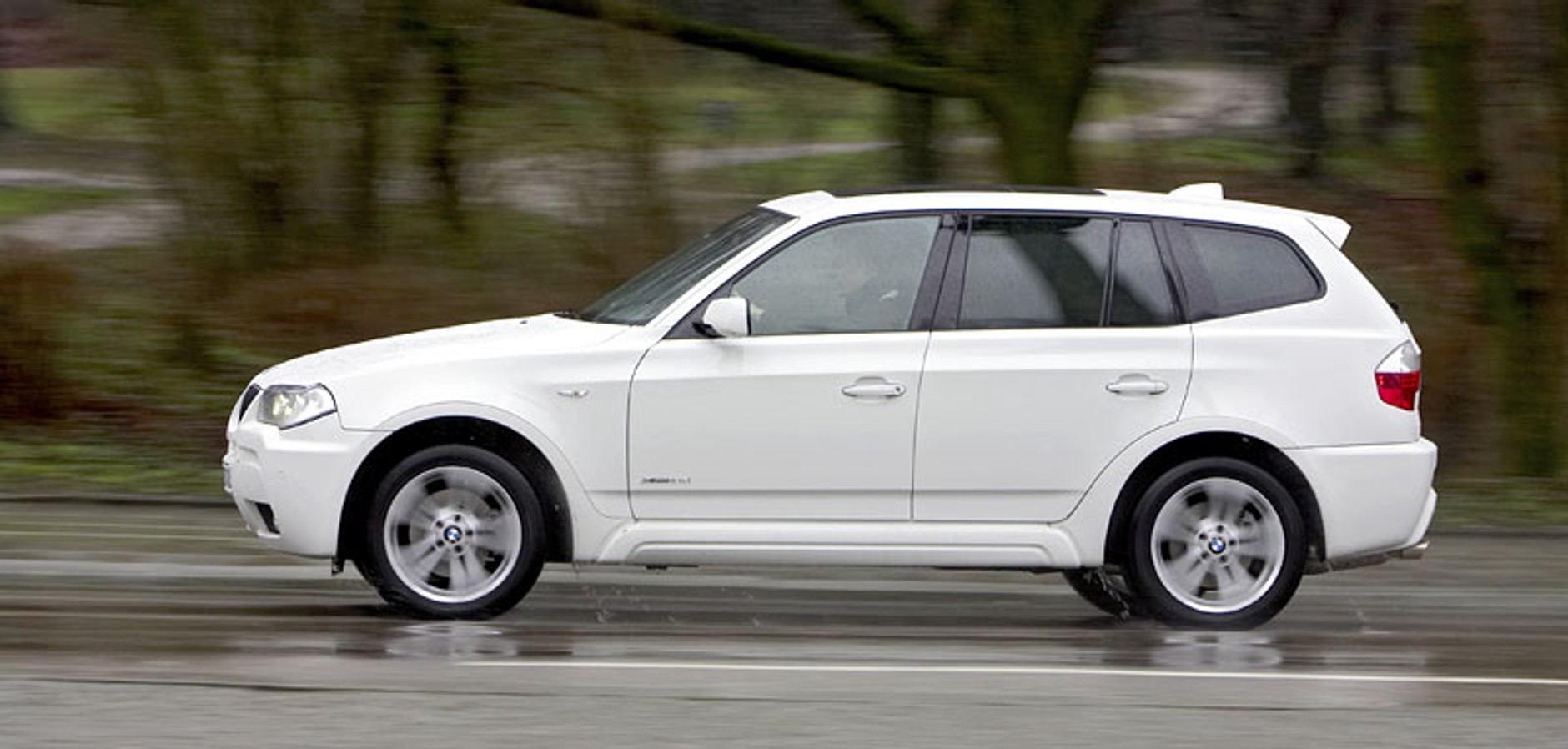 BMW X3 xDrive18d: nowy silnik wysokoprężny