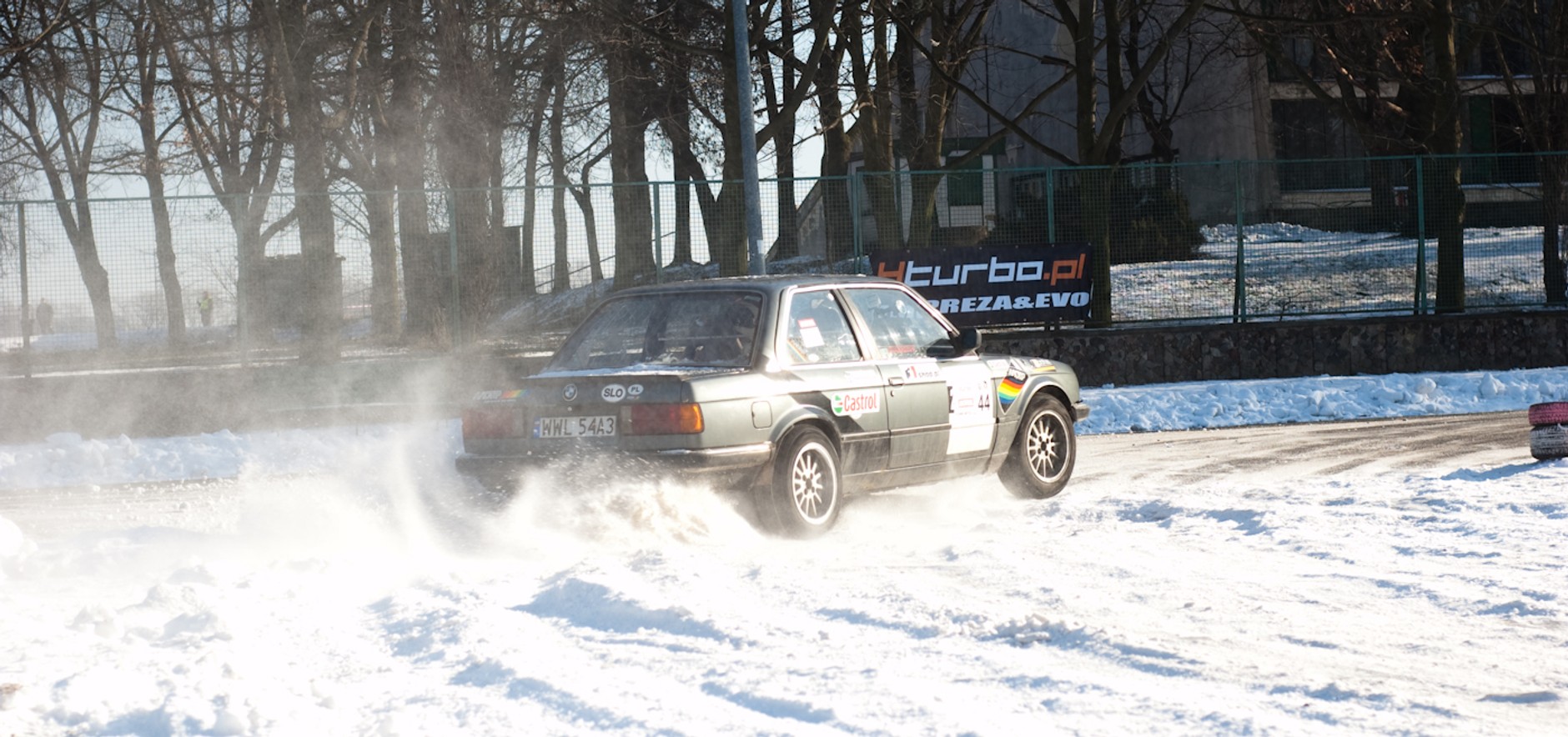 Doskonalenie techniki jazdy zimą: czyli KJS na Służewcu