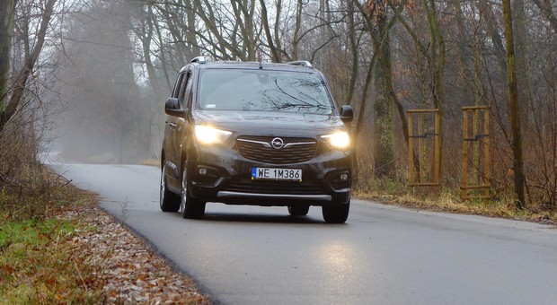 Opel Combo 1.5 diesel z automatem - pudełko praktyczne i oszczędne