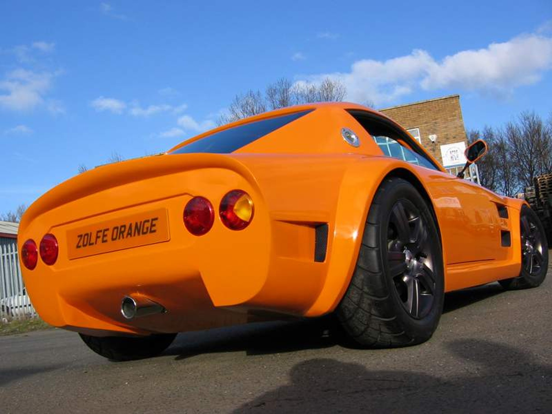 Zolfe Orange: mechaniczna pomarańcza