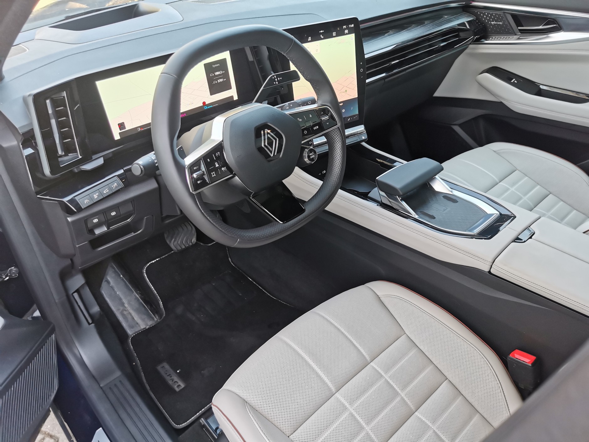 Renault Espace SUV (2024)