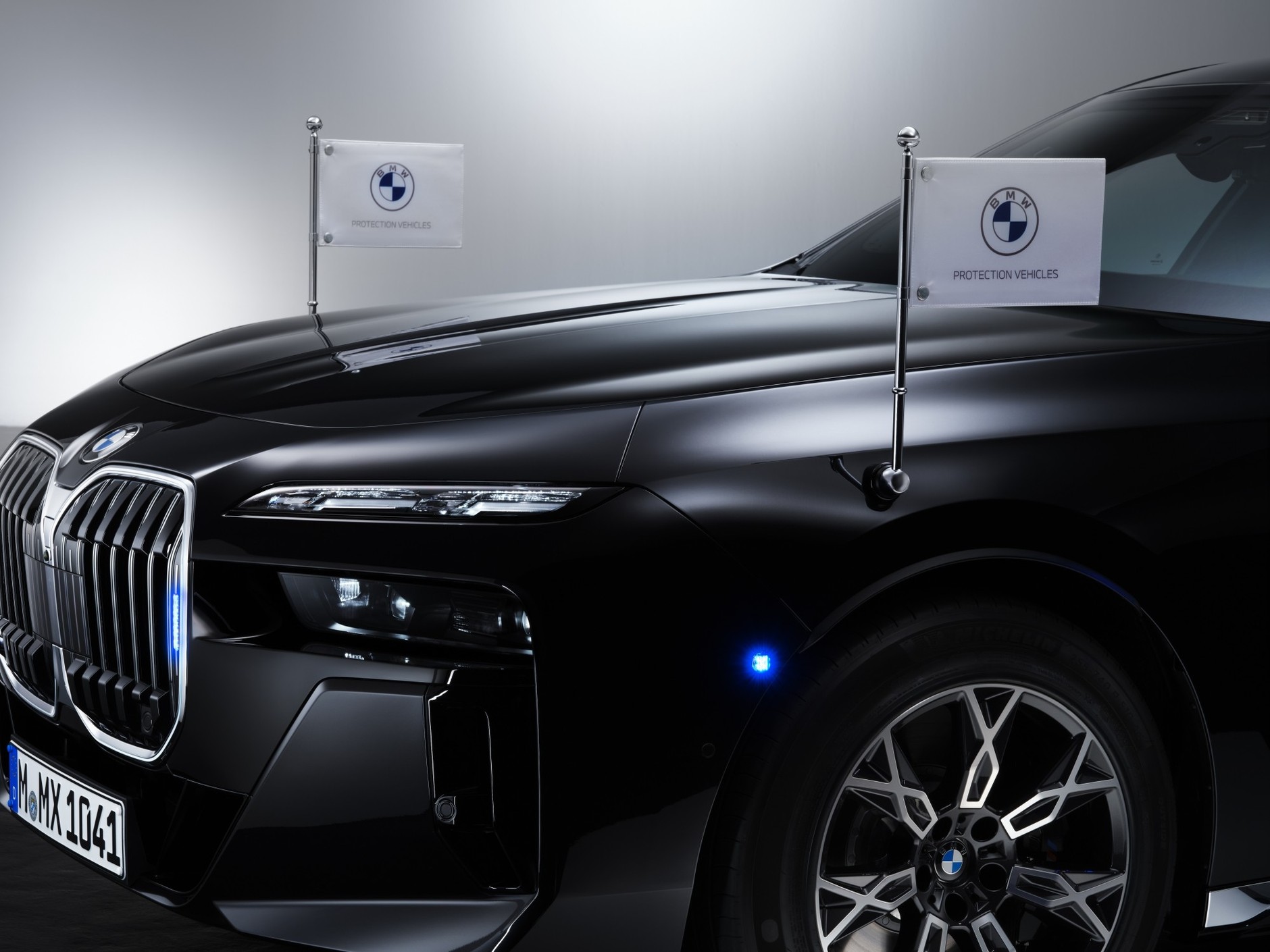 BMW serii 7 Protection. Jeżdżąca kapsuła bezpieczeństwa