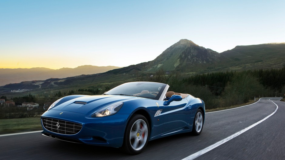 Ferrari California o mocy 490 KM