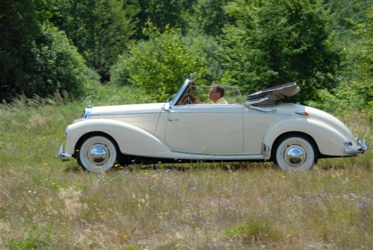 Mercedes 220