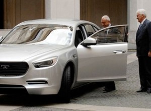 De Tomaso powraca w nietypowym stylu