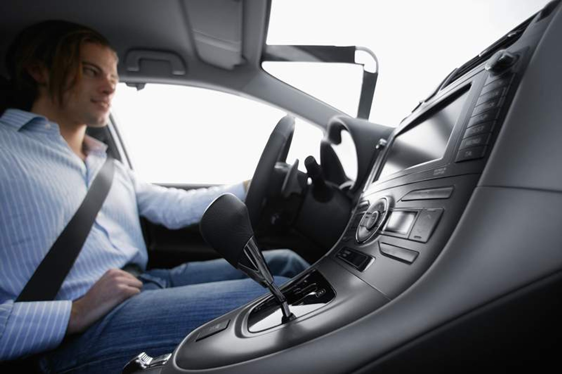 Toyota Auris dostane nové motory 1,6 Valvematic (97 kW) a 1,8 Valvematic (108 kW) a inovované turbodiesely