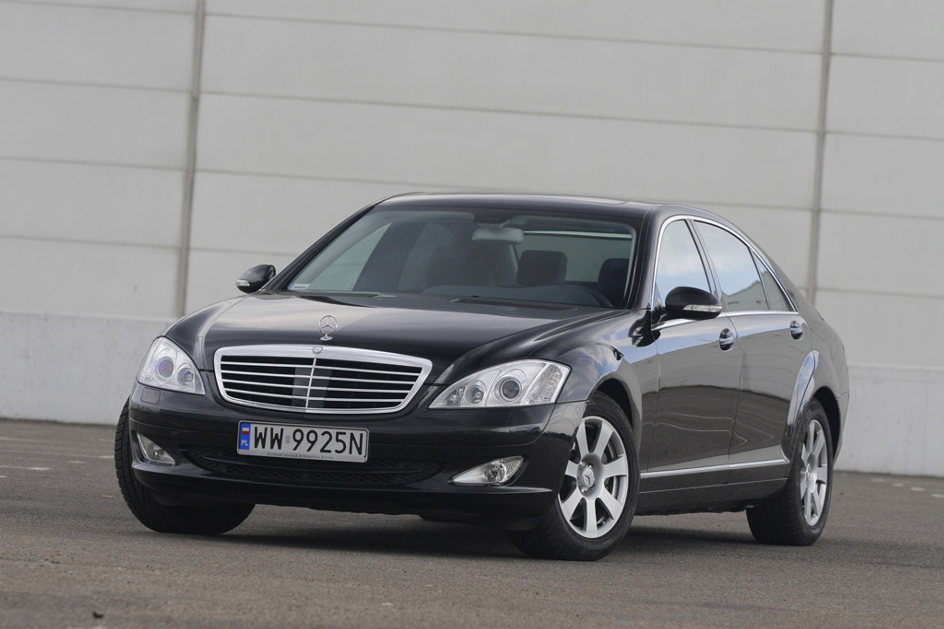 Wady i zalety silnika 3.0 V6 CDI: czy Mercedes z dieslem to dobry wybór?