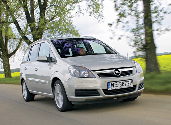 Opel Zafira II (2005-14) – auto niedrogie w naprawie, a dostęp do tanich części łatwy