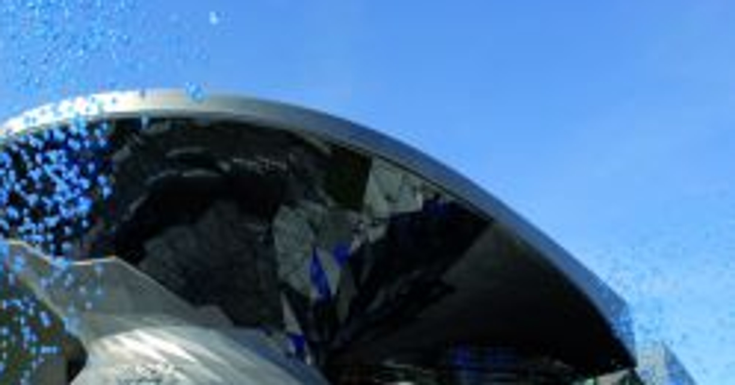 BMW: Świat szachownicy i najwspanialszych maszyn