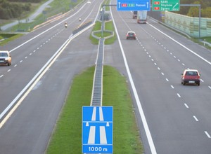 Nadeszły wakacje, rusza okresowy zakaz ruchu dla ciężarówek. Potrwa aż do września