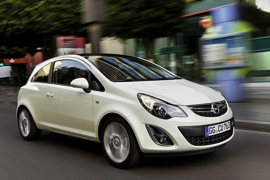 Opel Corsa po liftingu w 2011 roku nadal nie wgląda staro.