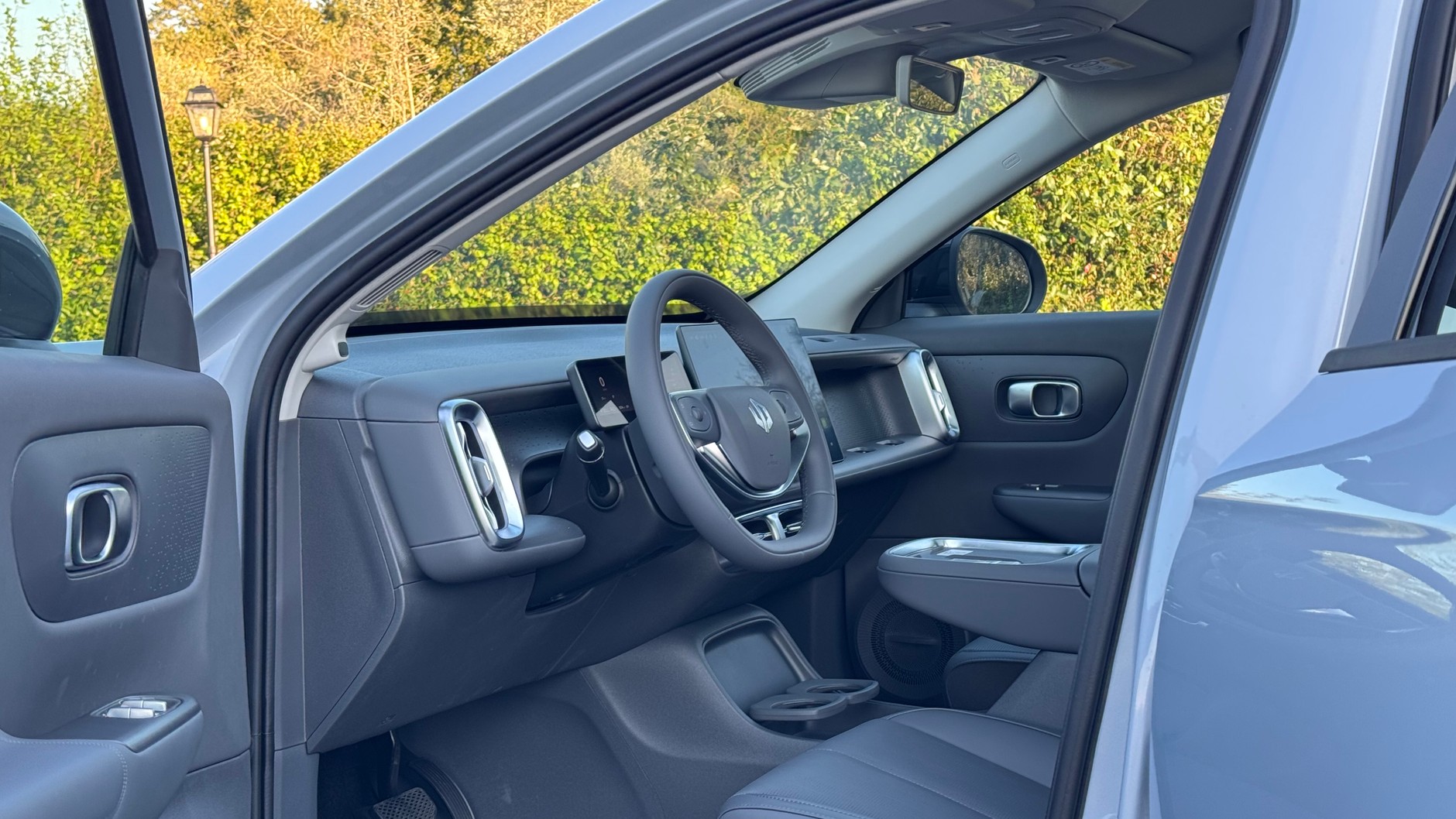 Leapmotor B10 Hybrid EV