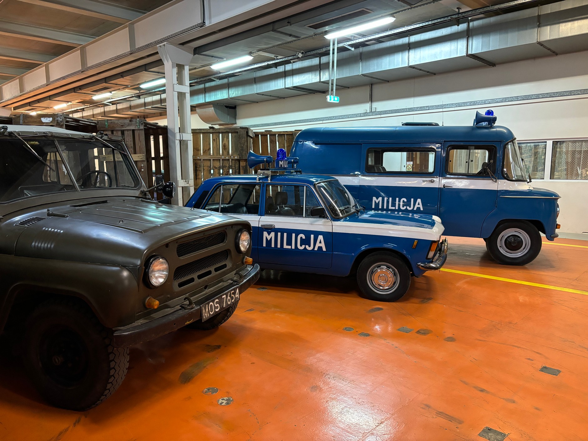 Wystawa w dawnej fabryce FSO