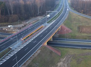 Ekspresówki, obwodnice, skrzyżowania, chodniki – nowe inwestycje drogowe