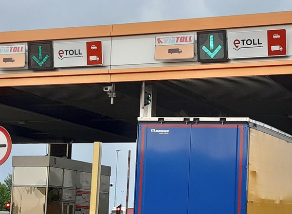 Kierowcy wpadli w pułapkę na autostradach A2 i A4. Skarbówka ściga aż 40000 osób