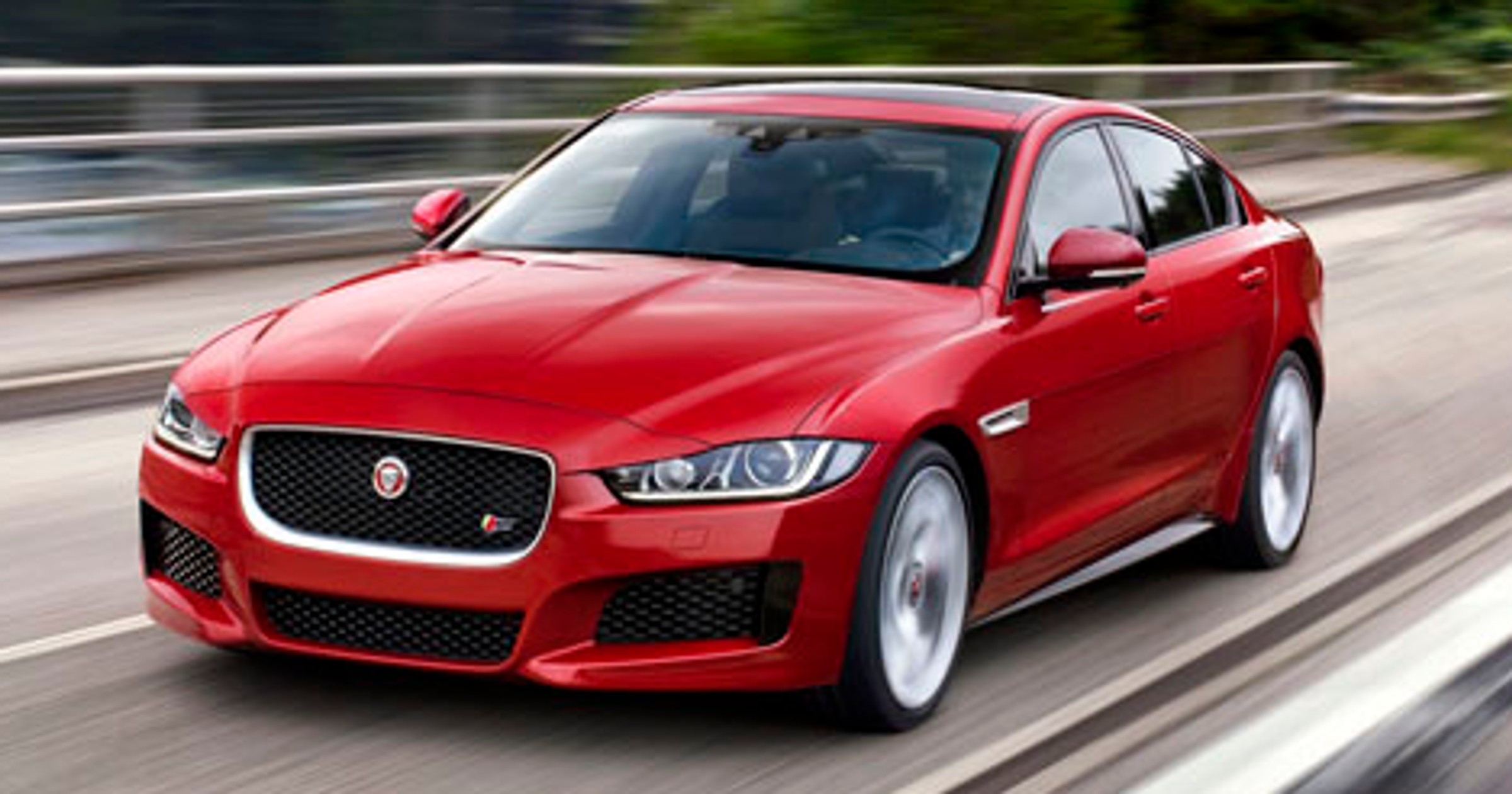 Jaguar XE - Drżyjcie Bawarczycy