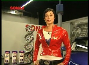 Zrób auto na błysk - Tajniki woskowania karoserii