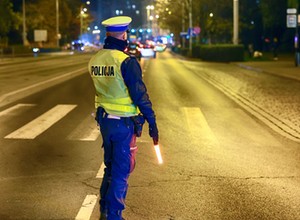 Policjanci z Suwałk rozbili złodziejski duet. Uderzali metodą na tablice rejestracyjne