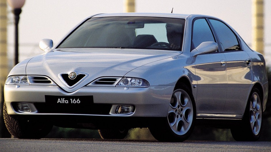 Alfa Romeo 166