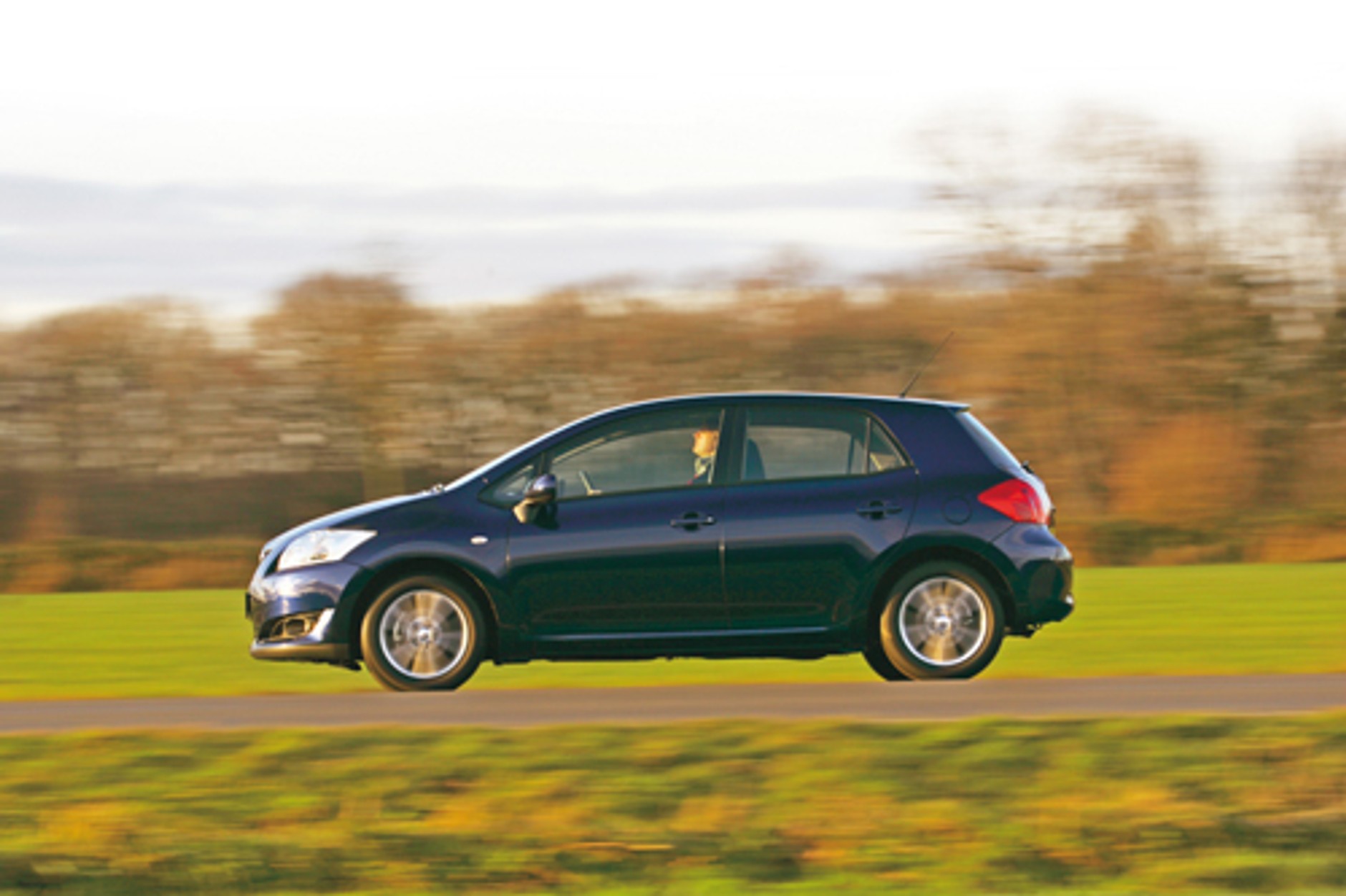 Nowy Renault Megane kontra VW Golf VI, Kia cee,d, Toyota Auris, Seat Leon, Fiat Bravo