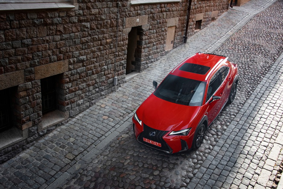 Lexus UX 250h