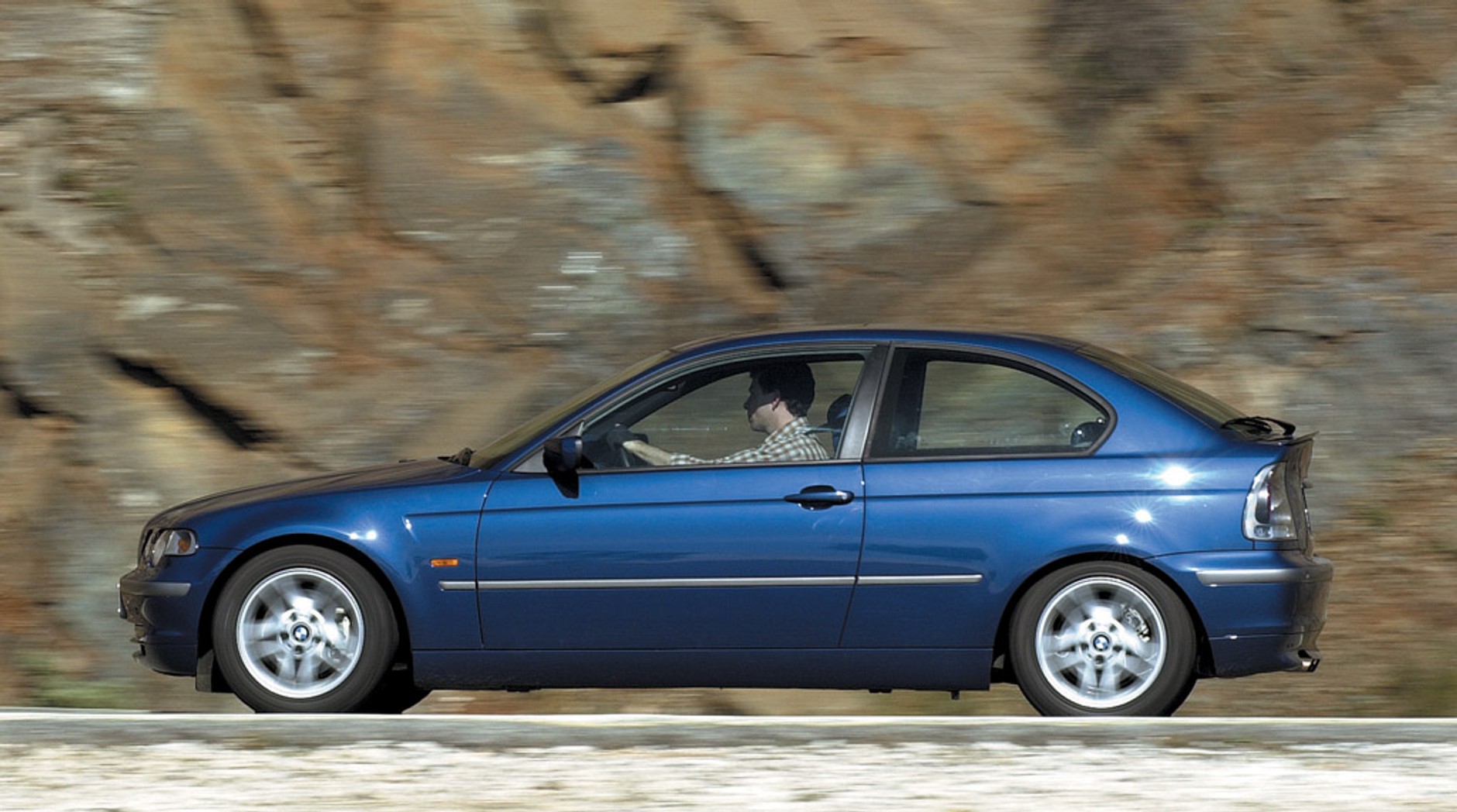 Wszystko o BMW serii 3: poznaj jego największe wady i zalety