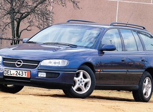 Opel Omega (1994-99) – do perfekcji daleko - z archiwum Auto Świata