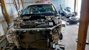 Policjanci weszli do garażu pod Wołominem. To był przełom