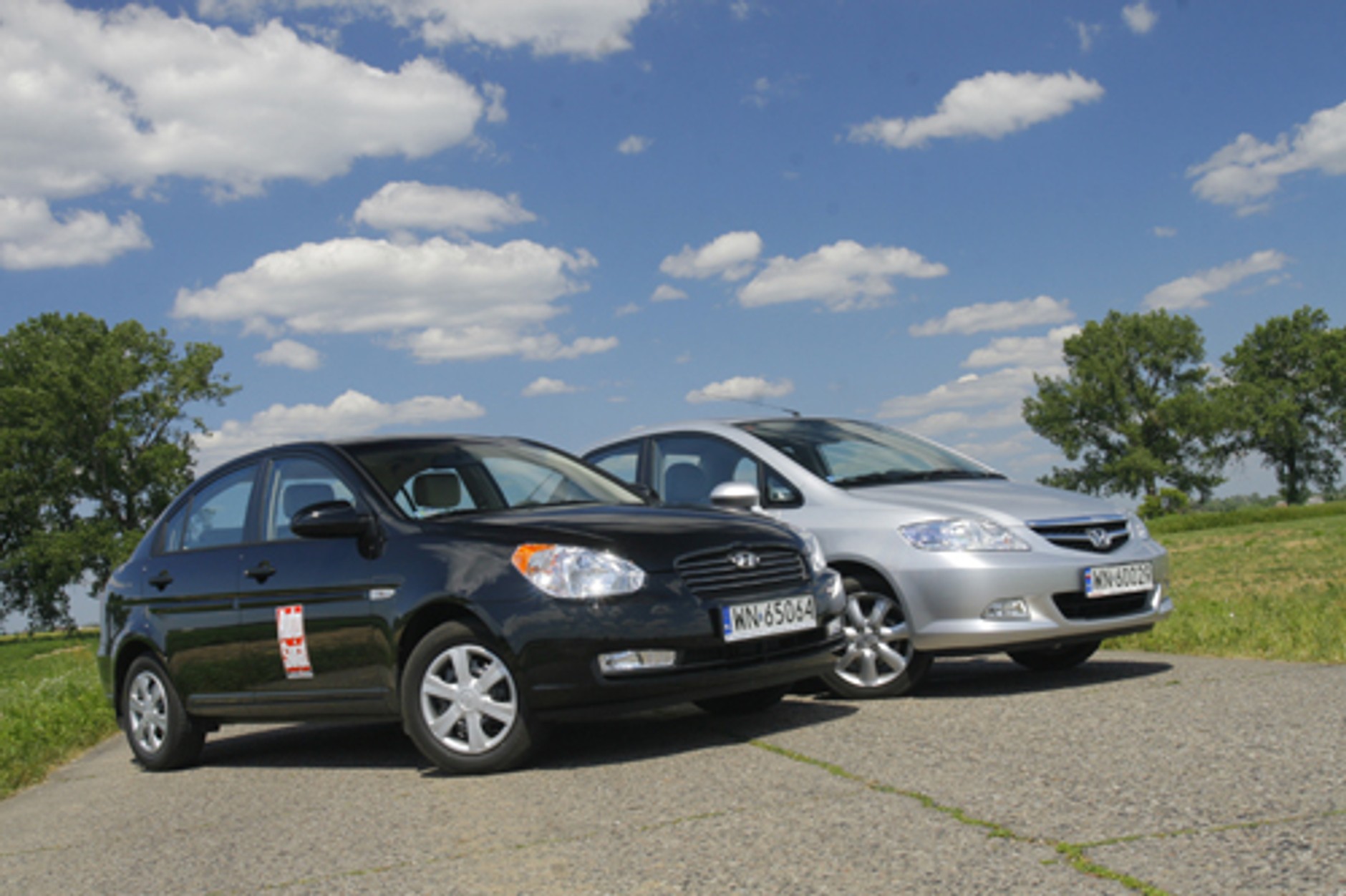 Honda City, Hyundai Accent - Nowy wśród małych sedanów