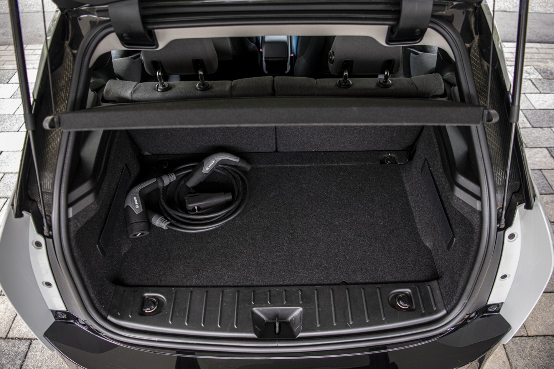 Bosch – nowy kabel do ładowania aut elektrycznych