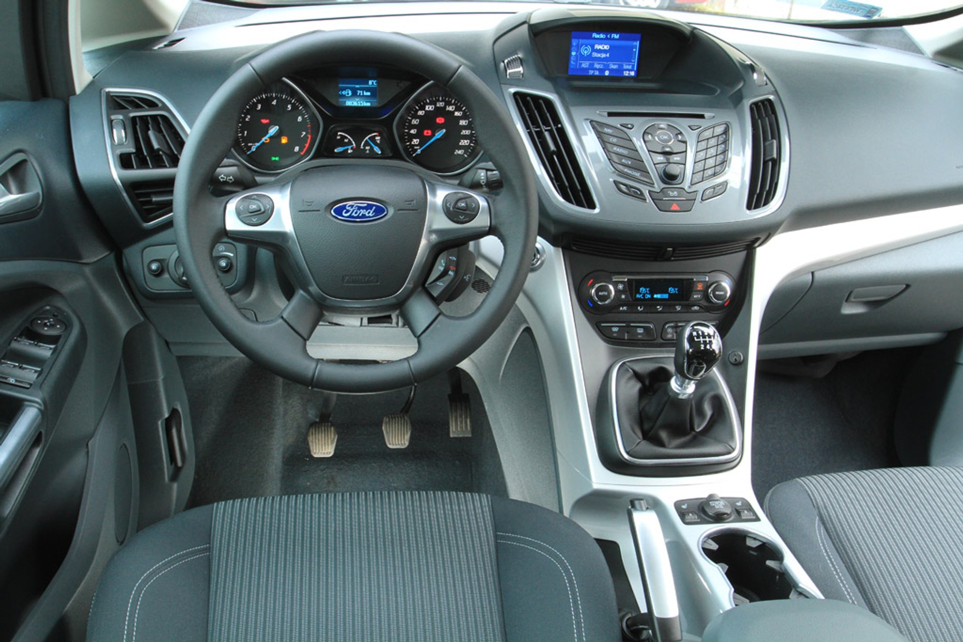 Ford C-Max 1.6 Ecoboost: szybki, ale czy praktyczny?