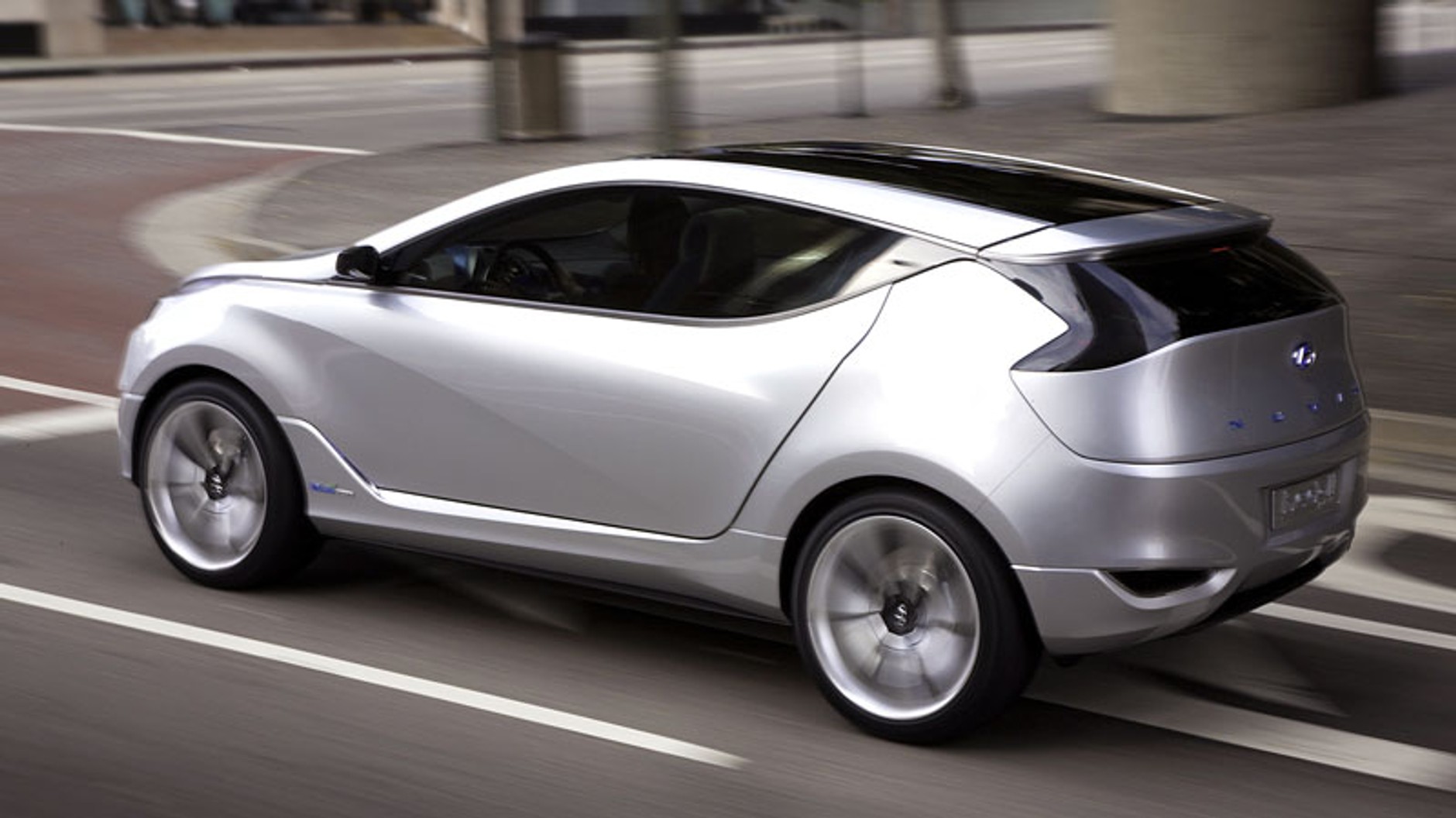 Hyundai Nuvis: nadchodzi nowy crossover (fotogaleria)