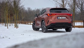 Lexus NX 450h+