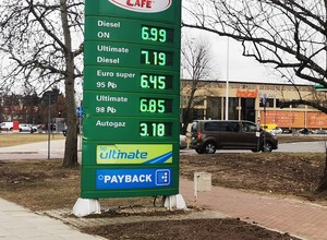 Paliwo codziennie coraz droższe. Na horyzoncie światowy kryzys?