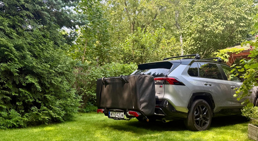 Namiot na hak holowniczy Thule Outset to taka przyczepka bez kół