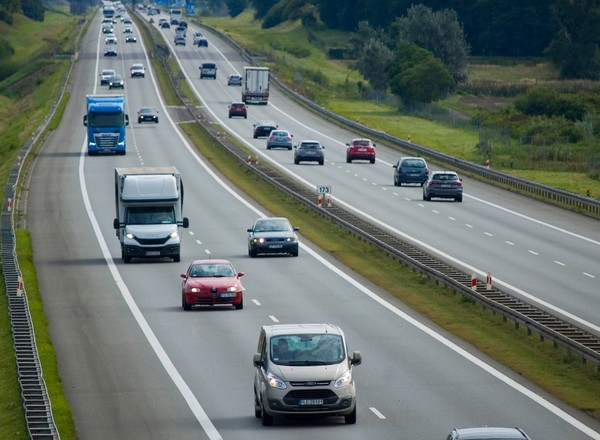 Już jutro wraca zakaz jazdy dla kierowców. I dla większości to dobra informacja