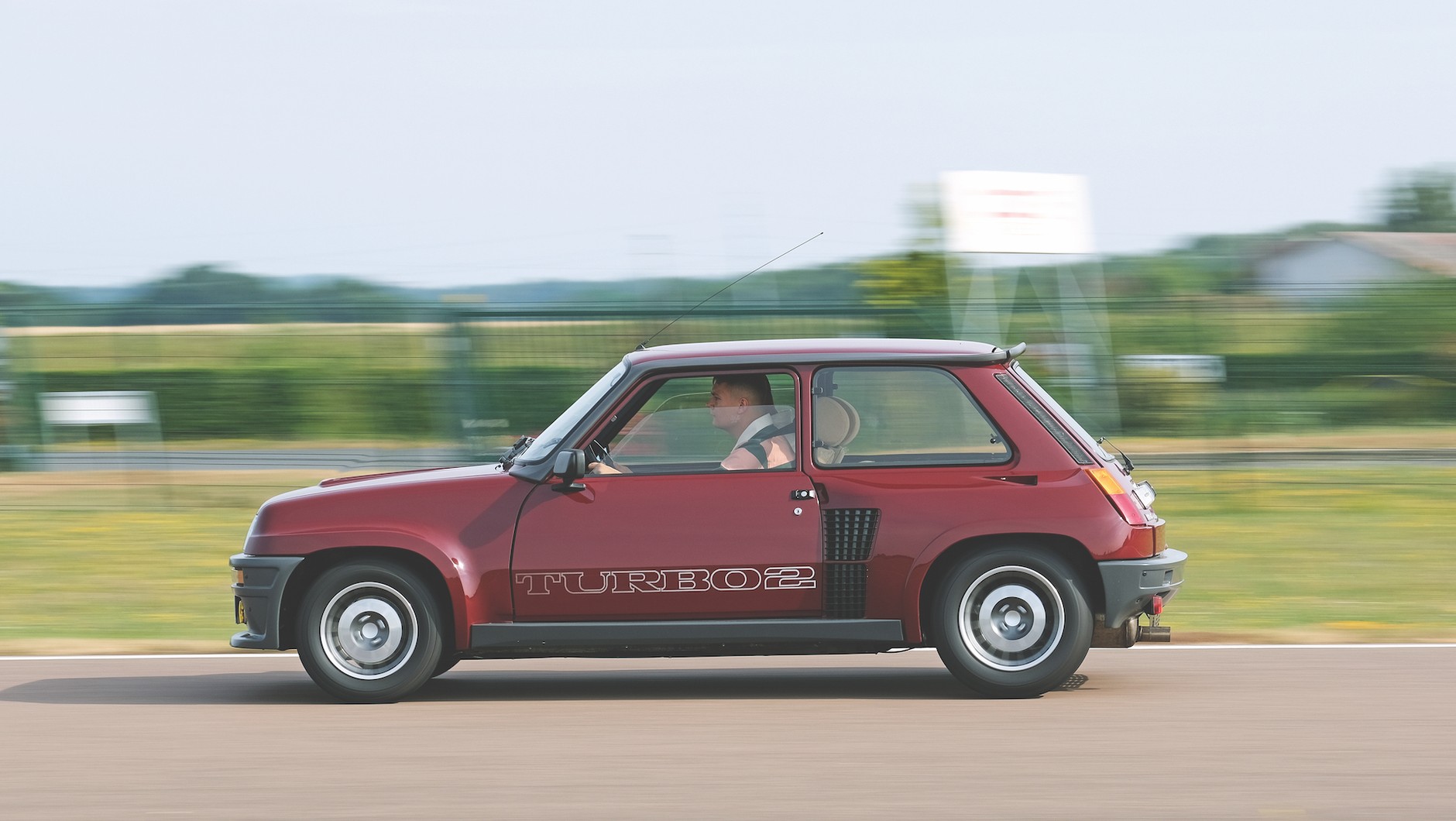 Renault 5 Turbo 2