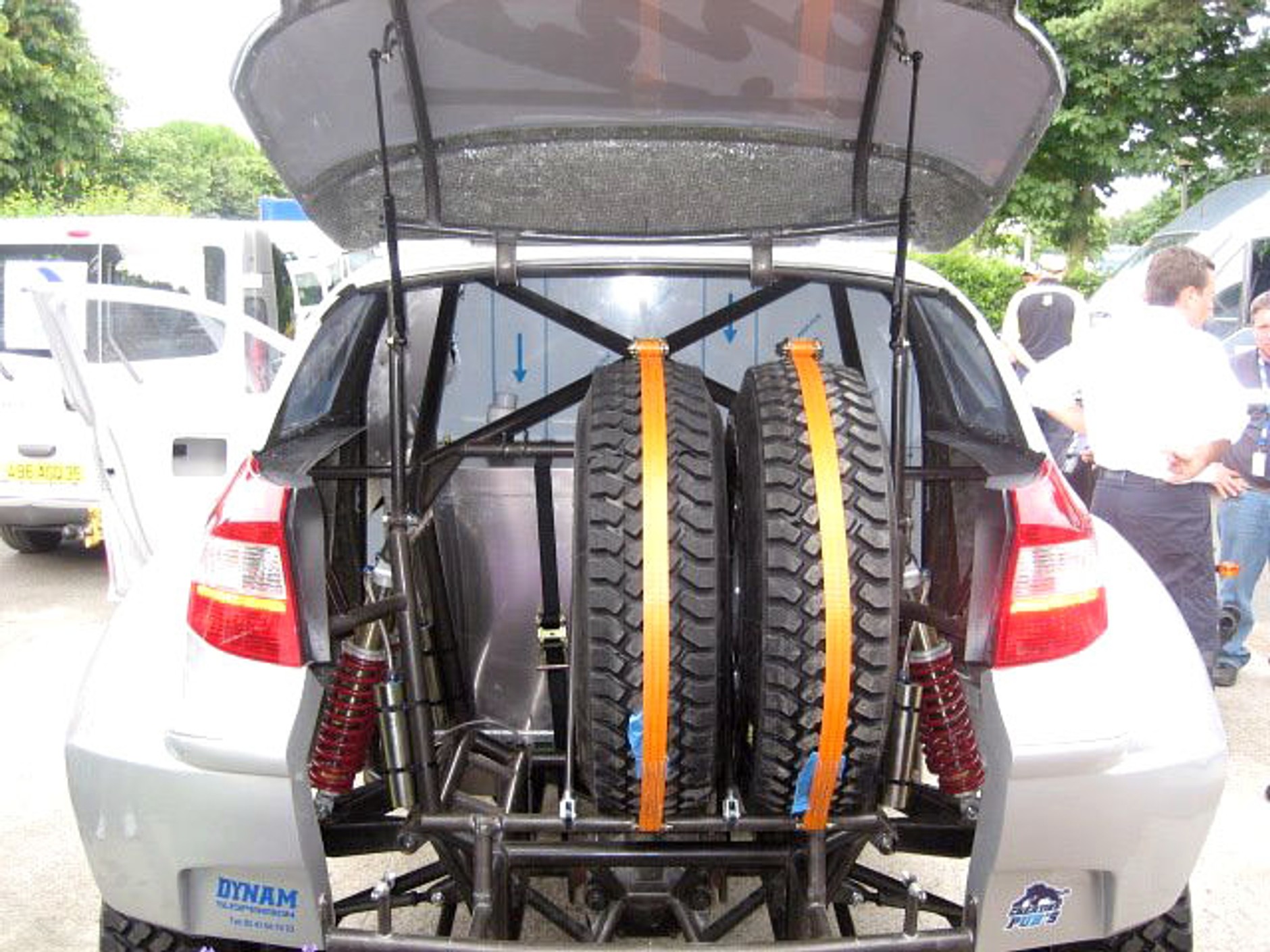 BMW 1 Monster Truck: Na trasie Monachium - Dakar