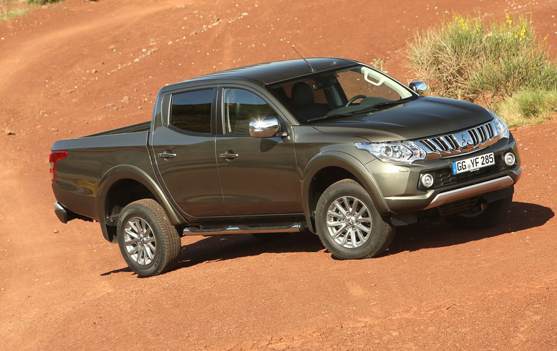 Mitsubishi L200 - nowa jakość pikapa