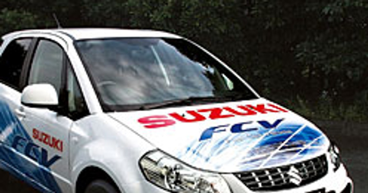 Paryż 2008: Suzuki SX4-FCV - alternatywny koncept