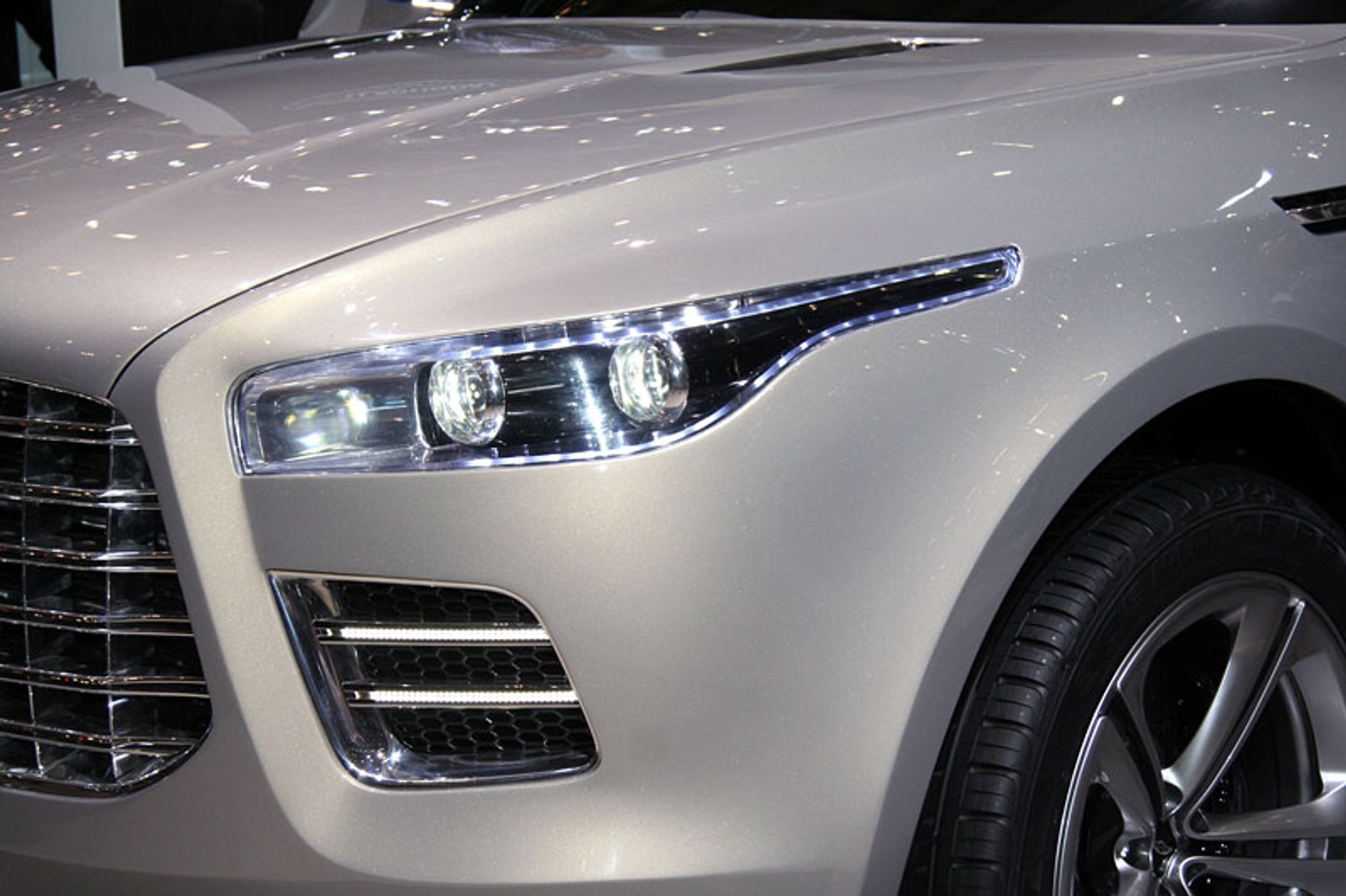 Genewa 2009: Lagonda Concept – odrodzenie słynnej marki (wideo)